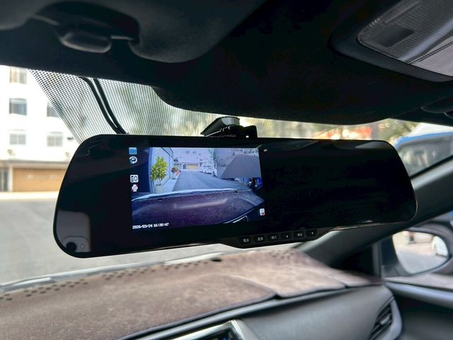 TOYOTA豐田 YARIS  第8張相片