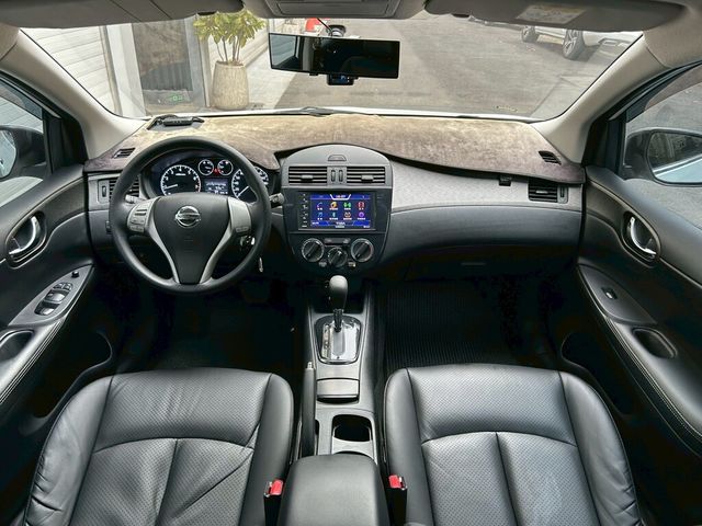 NISSAN日產 TIIDA  第7張相片