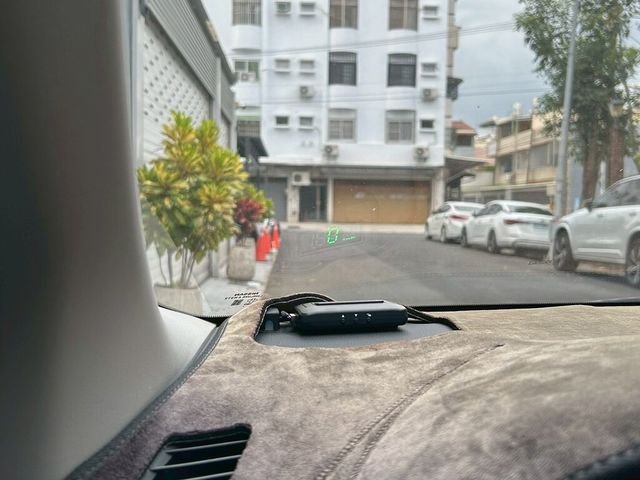 NISSAN日產 TIIDA  第11張相片