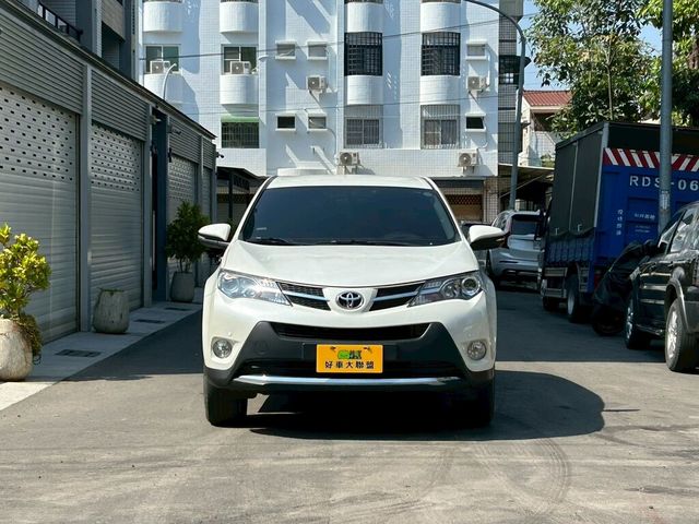 TOYOTA豐田 RAV4  第3張相片