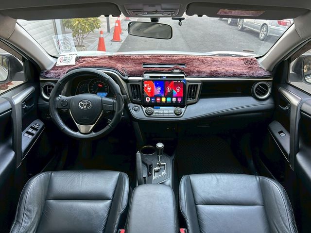 TOYOTA豐田 RAV4  第7張相片