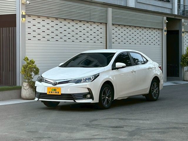 TOYOTA豐田 ALTIS  第1張相片