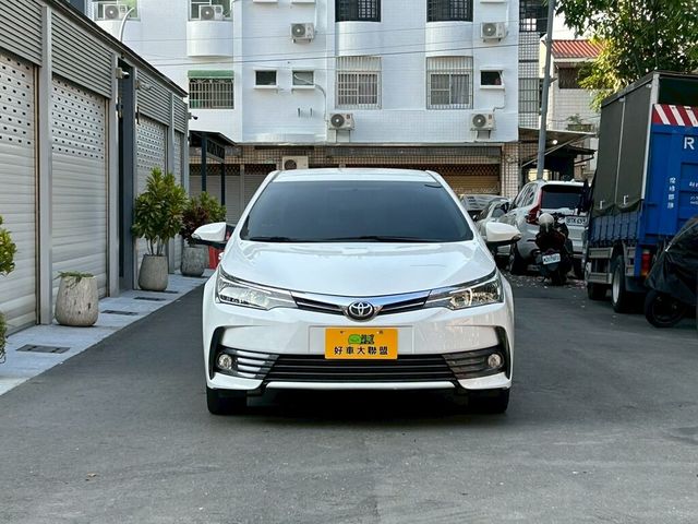 TOYOTA豐田 ALTIS  第3張相片