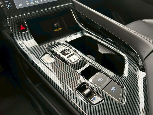 HYUNDAI現代 CUSTIN  第13張相片