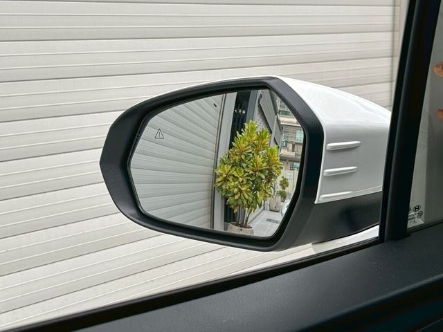 HYUNDAI現代 CUSTIN  第15張相片