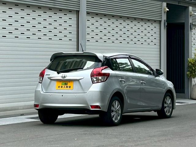 TOYOTA豐田 YARIS  第2張相片