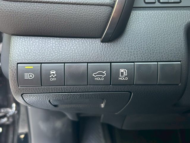 TOYOTA豐田 CAMRY  第12張相片