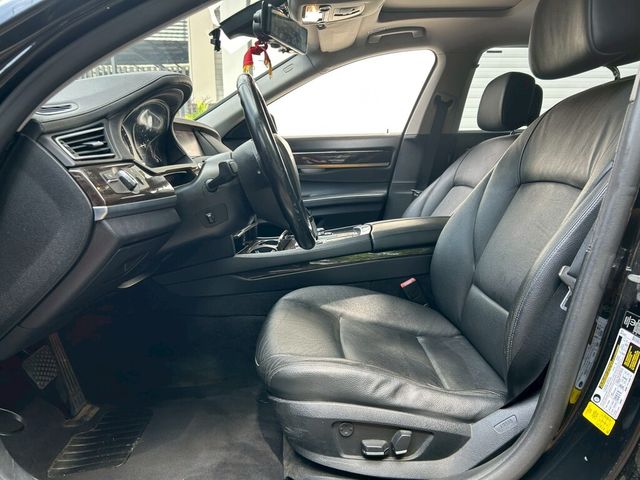 BMW寶馬 740LI  第5張相片