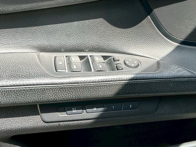 BMW寶馬 740LI  第12張相片