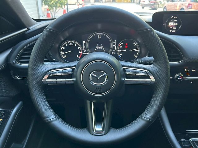 MAZDA馬自達 MAZDA 3  第8張相片