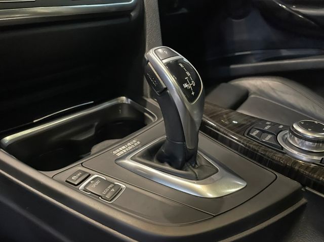 BMW寶馬 328I  第12張相片