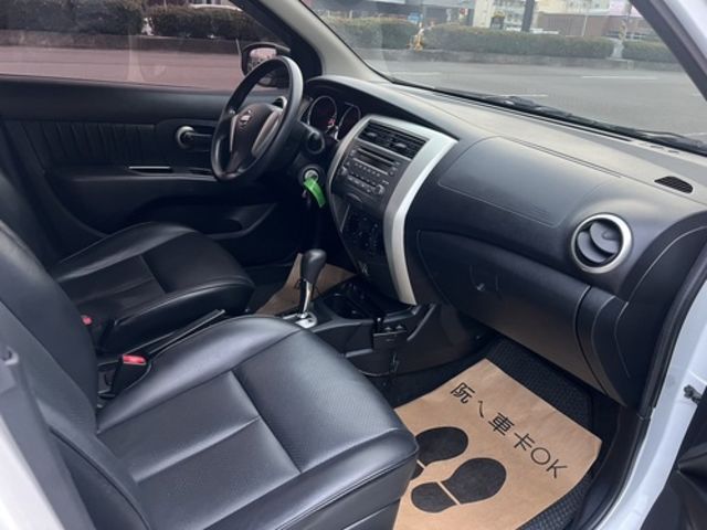 NISSAN日產 LIVINA  第11張相片