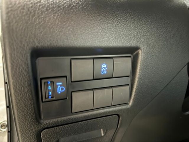 TOYOTA豐田 YARIS  第7張相片
