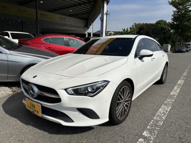 M-BENZ賓士 CLA200  第1張相片
