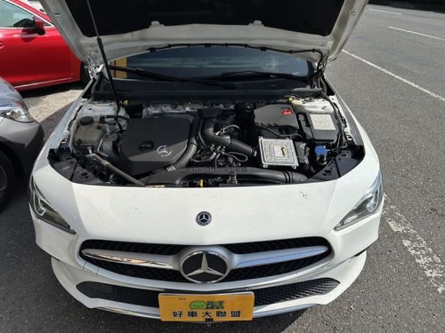 M-BENZ賓士 CLA200  第6張相片