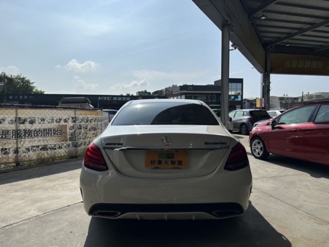 M-BENZ賓士 C180  第4張相片