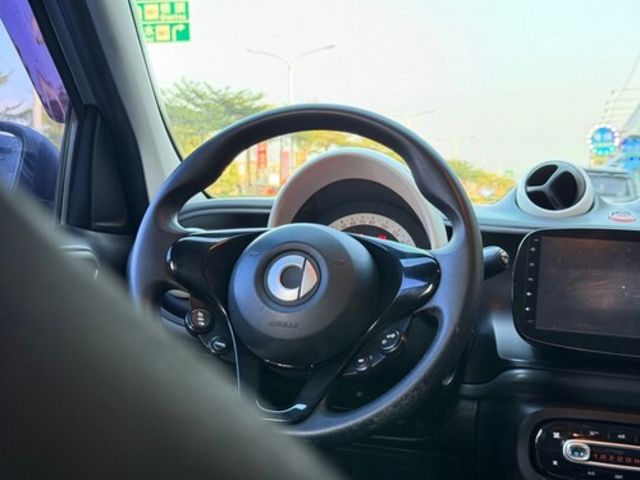 SMART斯麥特 FORFOUR  第4張相片