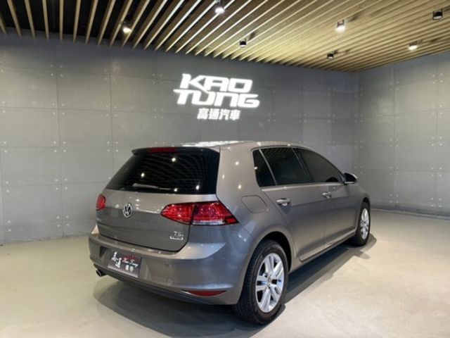 VOLKSWAGEN福斯 GOLF  第2張相片