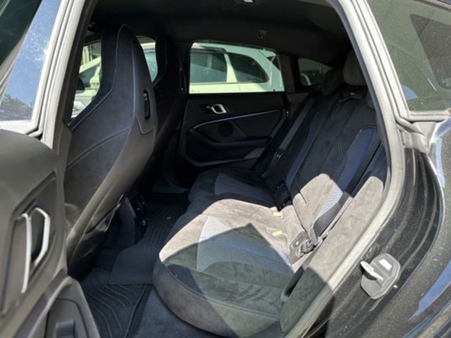 BMW寶馬 218I  第10張相片