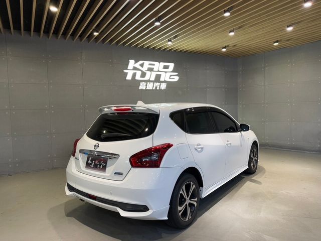 NISSAN日產 TIIDA  第2張相片