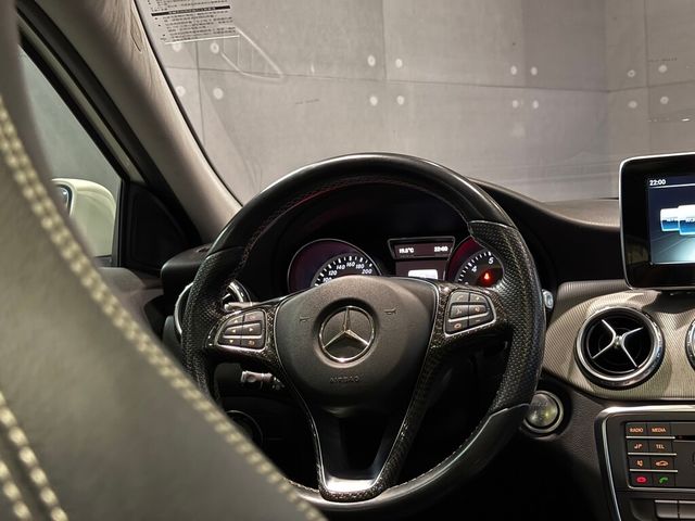 M-BENZ賓士 GLA200  第6張相片