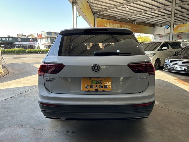 VOLKSWAGEN福斯 TIGUAN  第4張相片