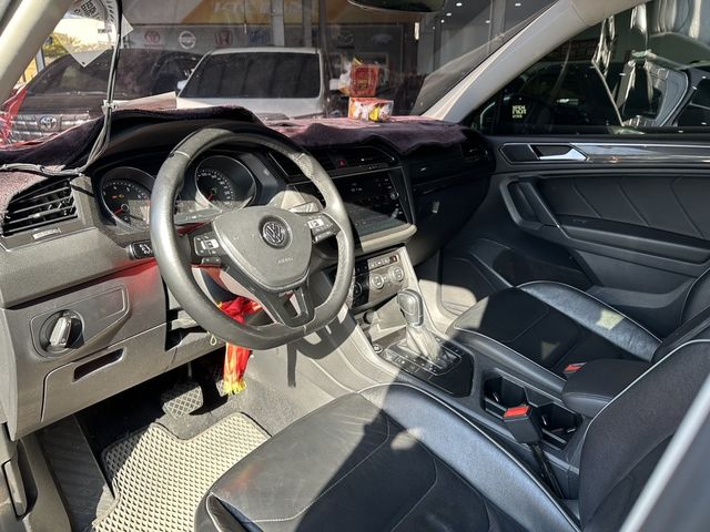 VOLKSWAGEN福斯 TIGUAN  第8張相片