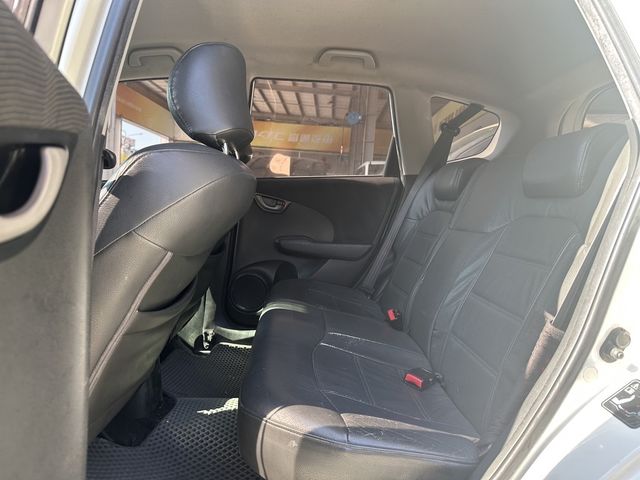 HONDA本田 FIT  第10張相片