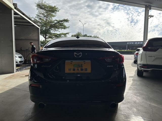 MAZDA馬自達 MAZDA 3  第4張相片