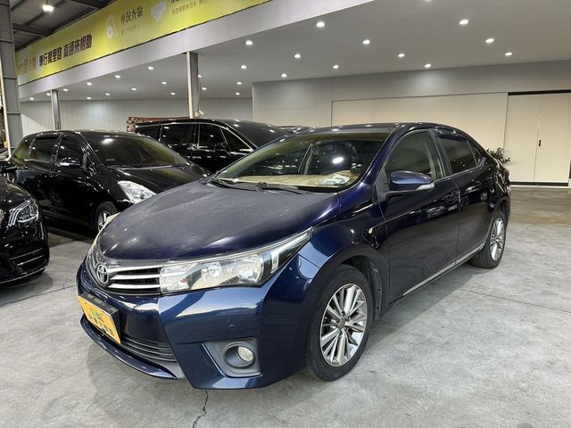 TOYOTA豐田 ALTIS  第1張相片