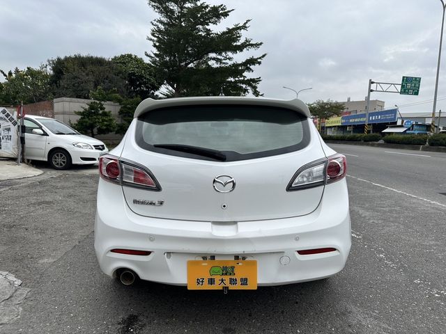 MAZDA馬自達 MAZDA 3  第4張相片
