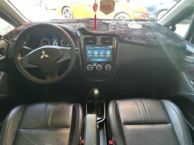MITSUBISHI三菱 COLT PLUS  第5張相片