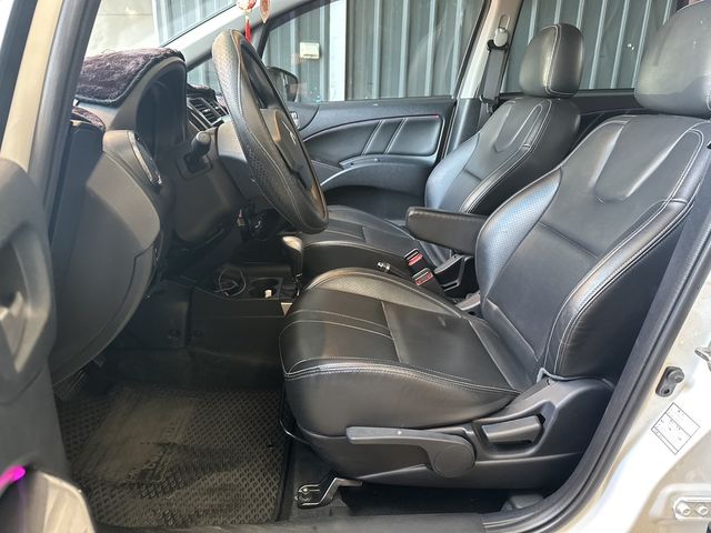 MITSUBISHI三菱 COLT PLUS  第9張相片