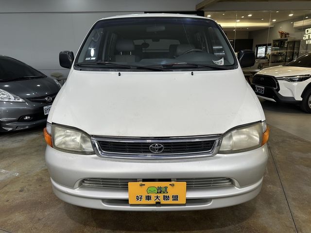 TOYOTA豐田 HIACE  第3張相片