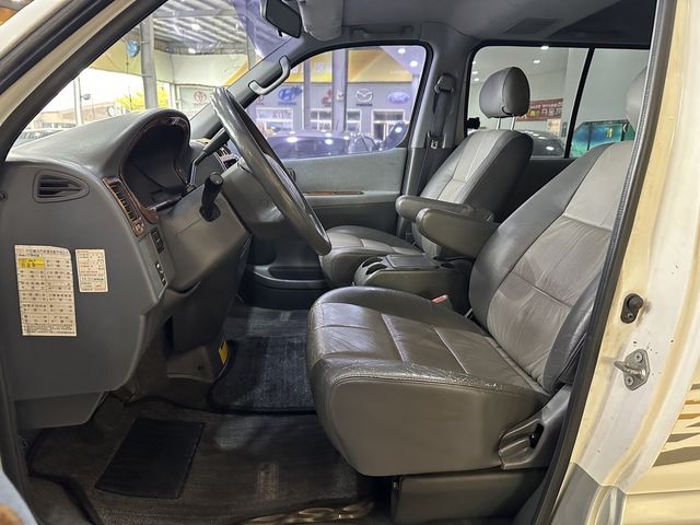 TOYOTA豐田 HIACE  第9張相片
