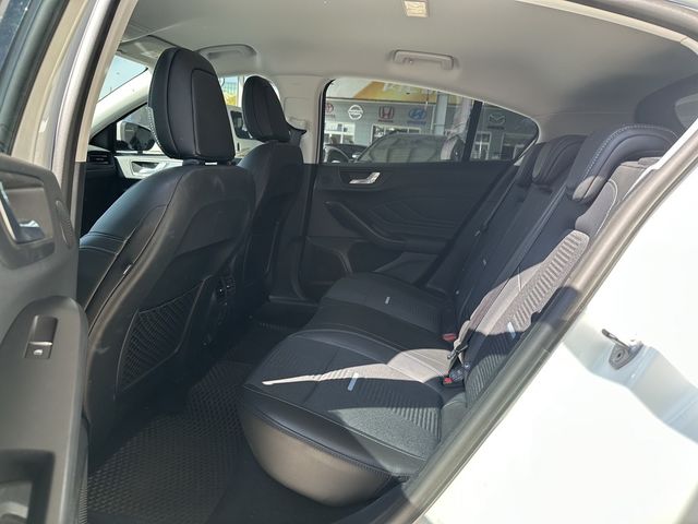 FORD福特 FOCUS ACTIVE  第10張相片