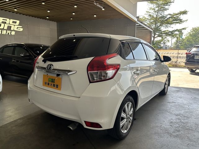 TOYOTA豐田 YARIS  第2張相片