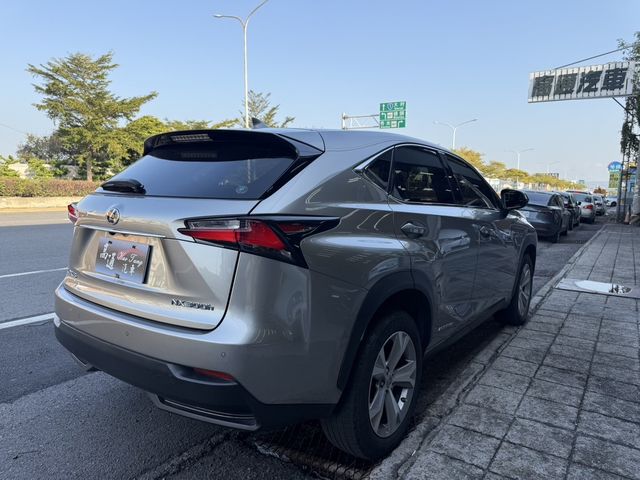 LEXUS凌志 NX300H  第2張相片