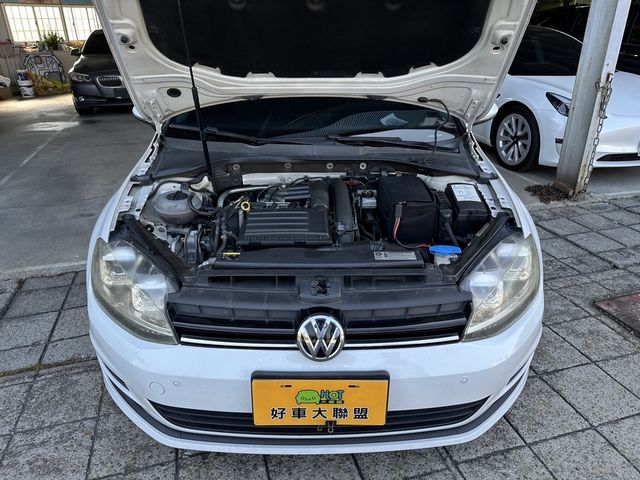 VOLKSWAGEN福斯 GOLF  第6張相片