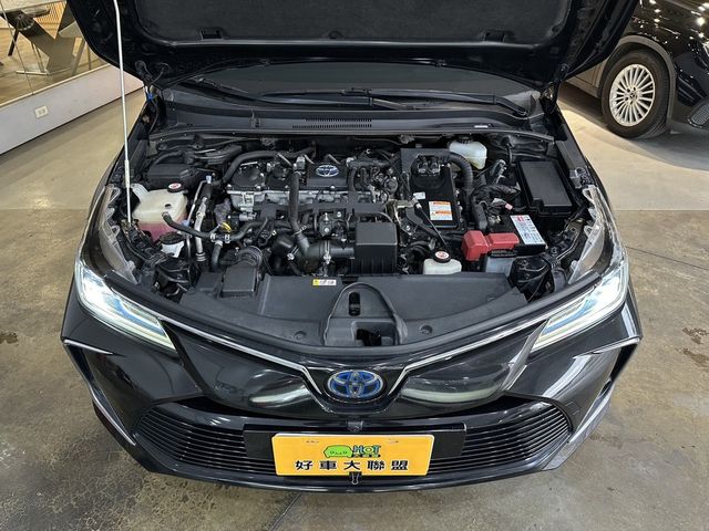 TOYOTA豐田 COROLLA ALTIS HYBRID  第6張相片