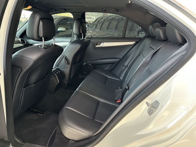 M-BENZ賓士 C250  第8張相片
