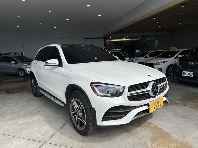 M-BENZ賓士 GLC300  第7張相片