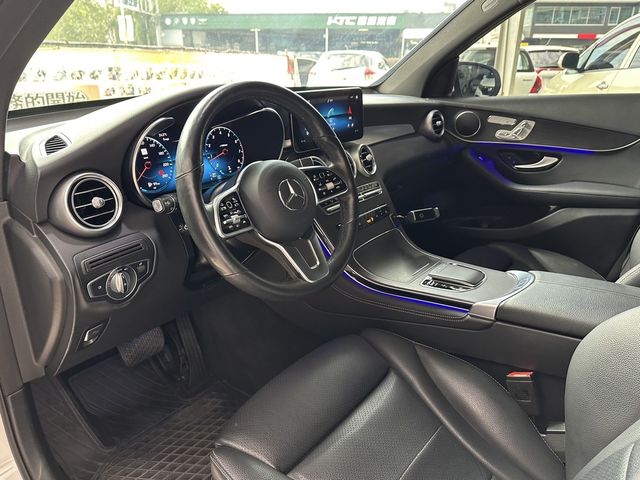 M-BENZ賓士 GLC300  第8張相片