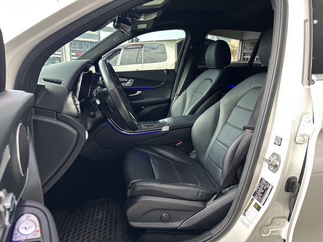 M-BENZ賓士 GLC300  第9張相片
