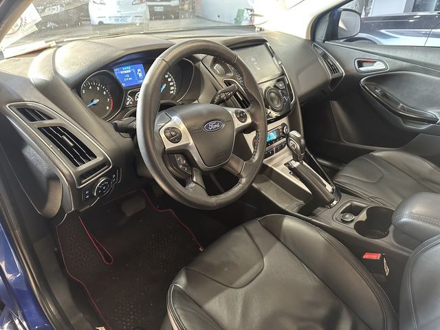 FORD福特 FOCUS  第8張相片