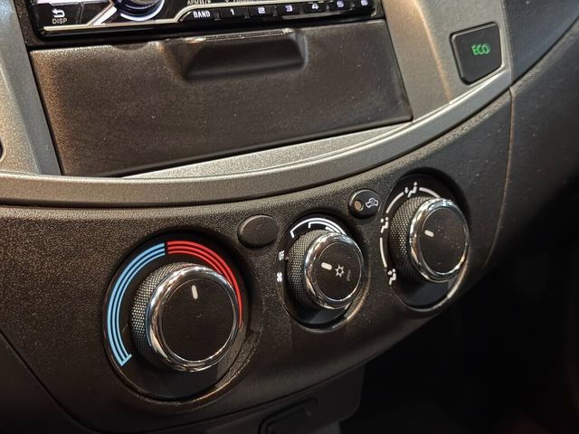 MITSUBISHI三菱 ZINGER PICKUP  第21張相片