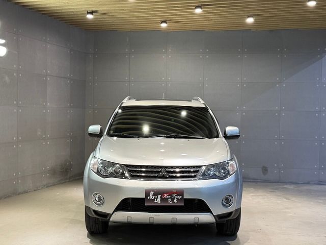 MITSUBISHI三菱 OUTLANDER  第5張相片
