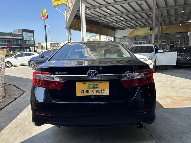 TOYOTA豐田 CAMRY  第7張相片