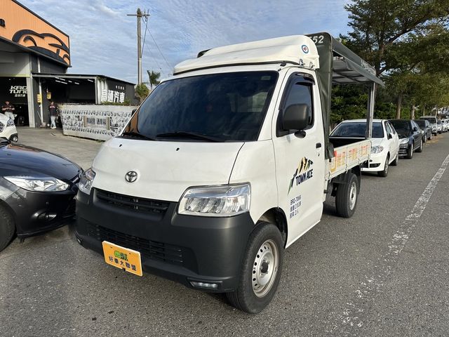 TOYOTA豐田 TOWN ACE  第1張相片