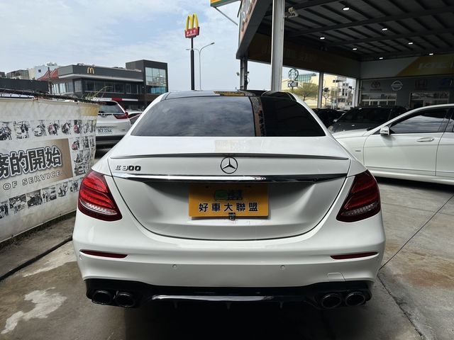 M-BENZ賓士 E300  第4張相片